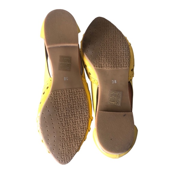 Spring Step flat Delorse Ballerina Yellow Sandals Size 38 - Picture 5 of 6